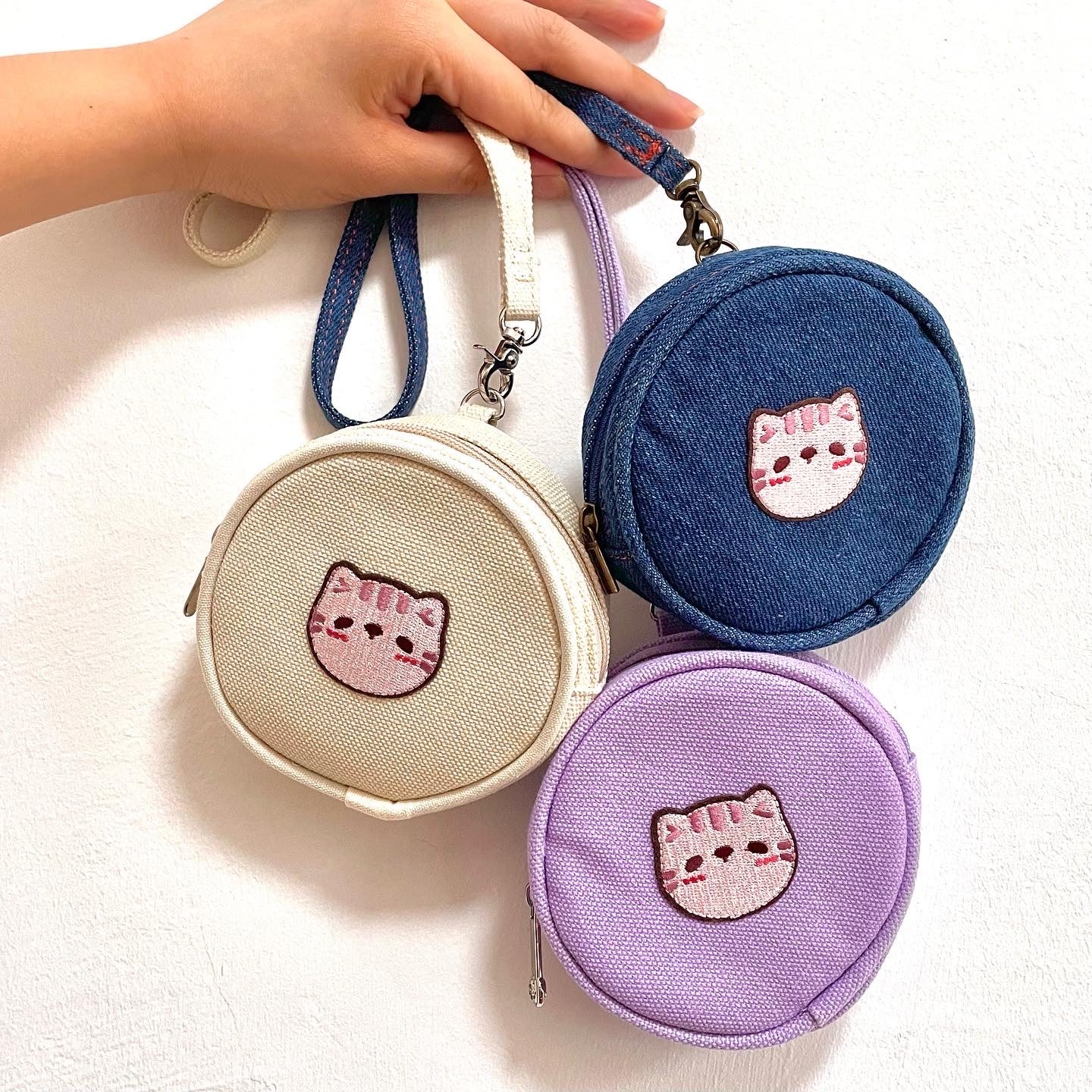 Round Cat Face Pouch